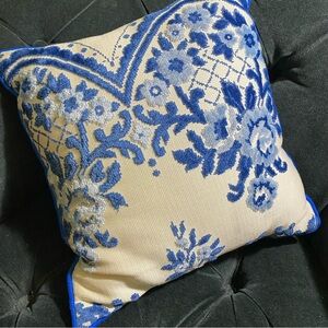 Chenille embroidered floral decrotive pillow